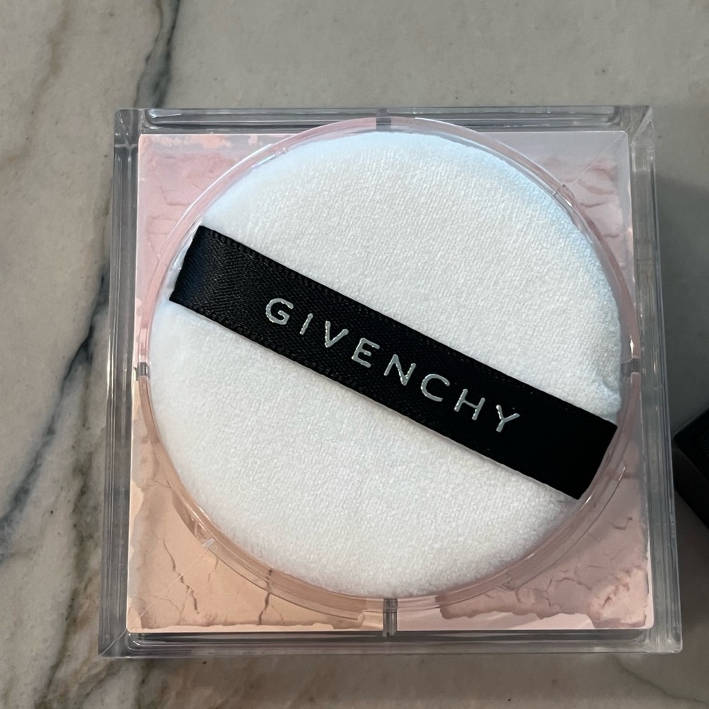 Givenchy Prisme Libre Powder # 3 Voile Rose ORIGINAL Formula DISCONTINUED - Picture 2 of 4